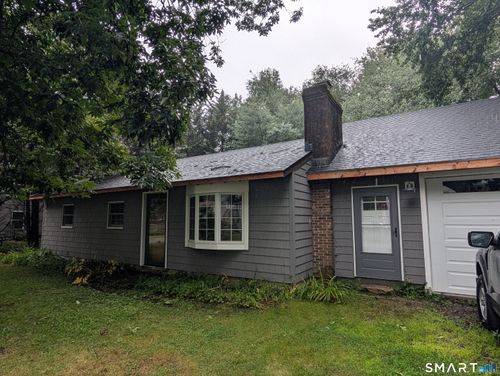 110 Laurelwood Dr, Niantic, CT, 06357-1632 | Card Image