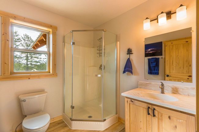 Guest Bath | Image 9