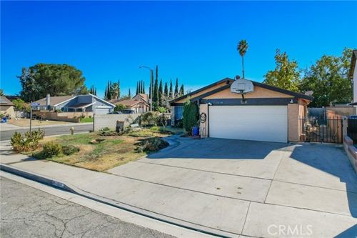  Caperton Street, Lancaster, CA, 93535 | Card Image