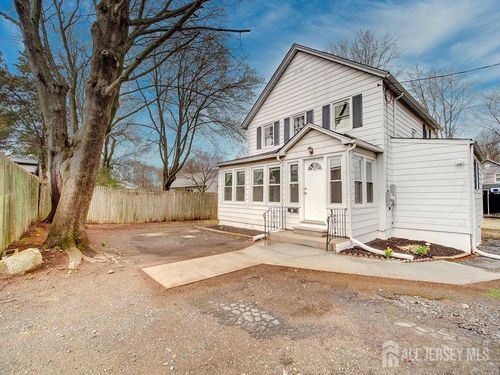 3 Hillside Ave, MONMOUTH JUNCTION, NJ, 08852-2316 | Card Image