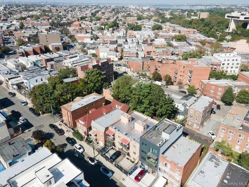 147 Manhattan Ave, New York, NY, 11206 | Card Image