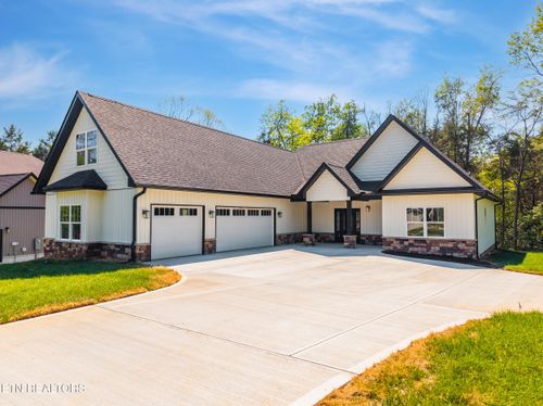 201 Chatuga Way, Loudon, TN, 37774-2703 | Card Image