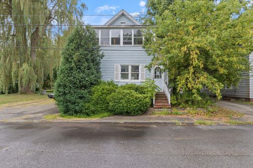 17 2nd St, Somersworth, NH, 03878-2913 | Card Image