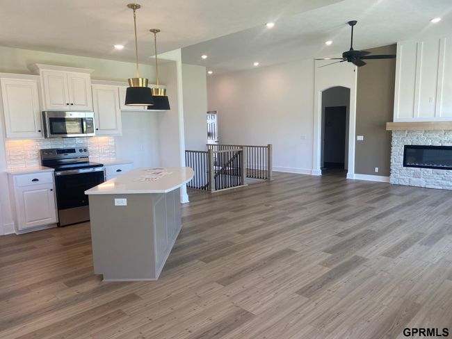 5408 N 190 Th Ave, House other with 3 bedrooms, 2 bathrooms and 3 parking in Elkhorn NE | Image 7