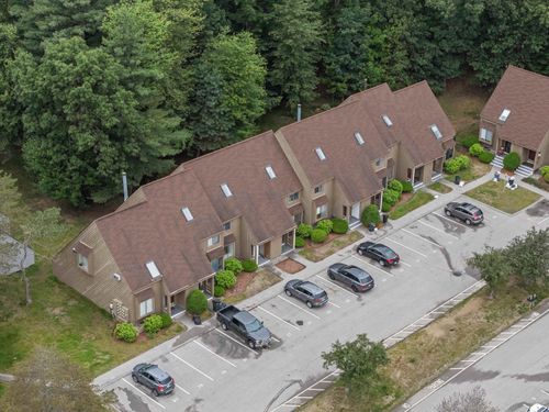 18 Clinton Ct, Merrimack, NH, 03054-3457 | Card Image
