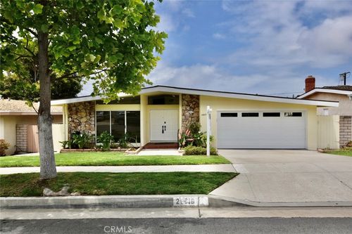 20619 Toluca Ave, Torrance, CA, 90503-2745 | Card Image