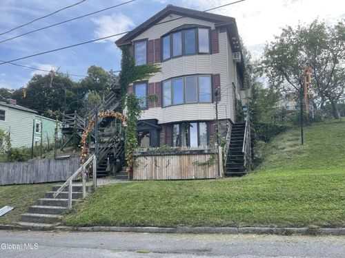 91 11th St, Troy, NY, 12180-2934 | Card Image
