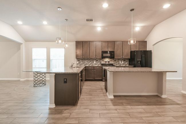 2233 Garden Square Path, House other with 3 bedrooms, 2 bathrooms and 2 parking in Spring TX | Image 25