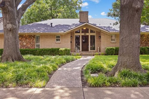 6950 Joyce Way, Dallas, TX, 75225-1725 | Card Image