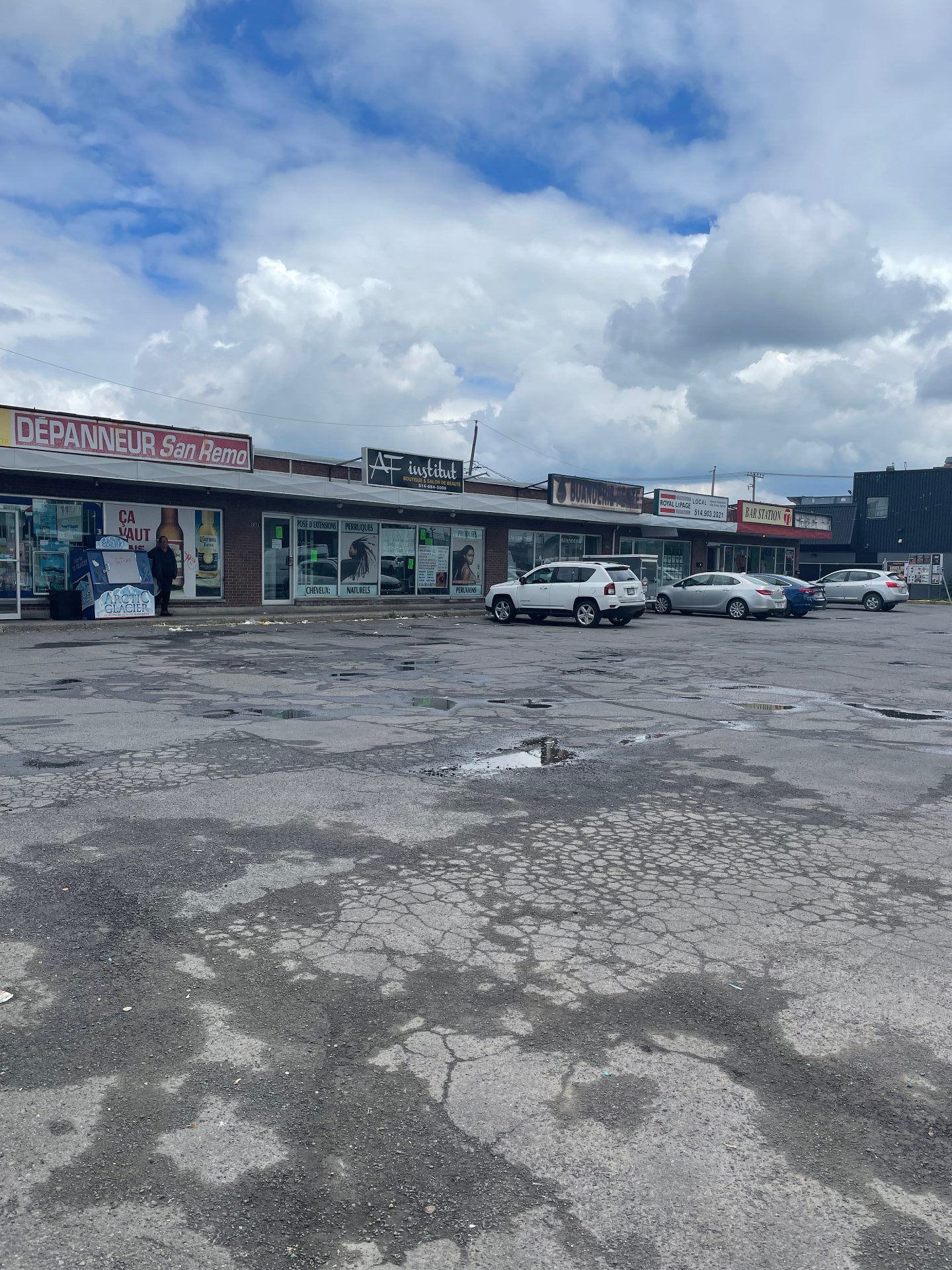 Commercial Sale in Montréal (LaSalle) 5