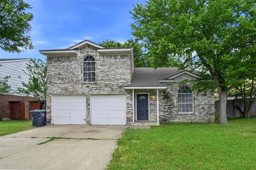 6715 Cherrytree Dr, Arlington, TX, 76001-7828 | Card Image