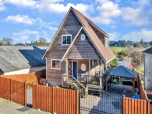 90589 Clark Rd, Warrenton, OR, 97146-7226 | Card Image