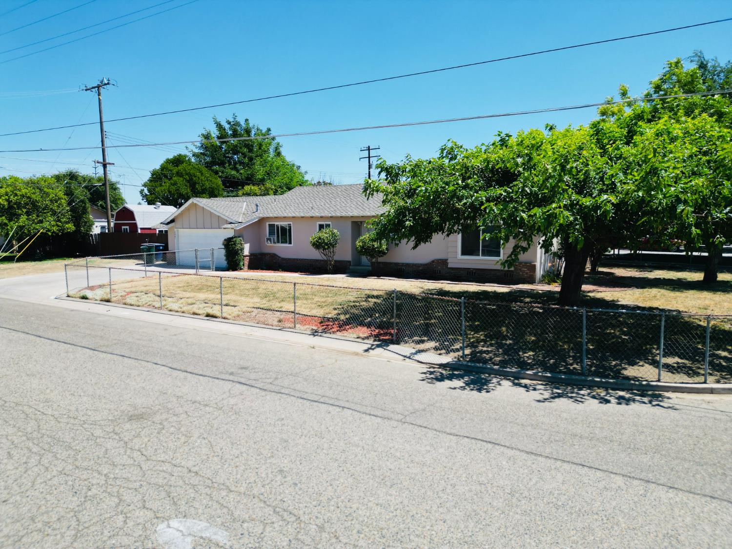 Residential in Tulare 3