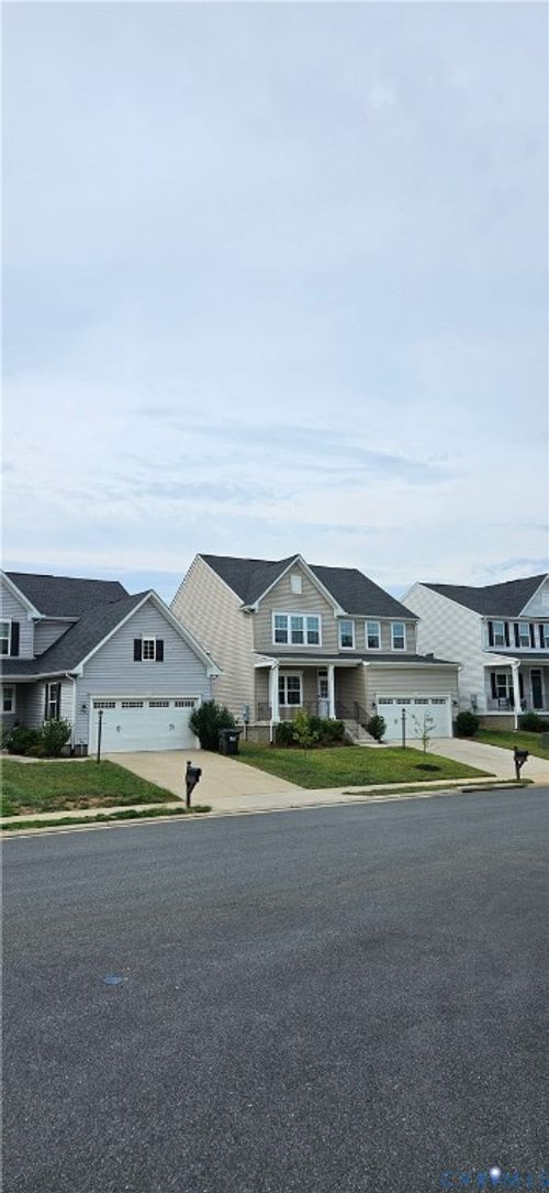 4561 Sunset Dr, Charlottesville, VA, 22911-8493 | Card Image