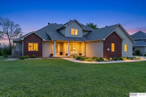 1244 Skyline Dr, Blair, NE, 68008-2386 | Card Image