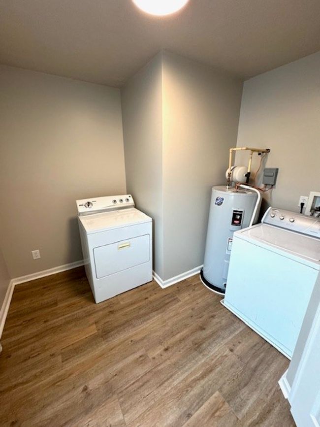 APT-3 - 115 North Ave, Condo with 2 bedrooms, 1 bathrooms and null parking in Washington PA | Image 12