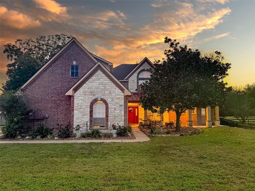 211 Brazos Hill Ln, Sealy, TX, 77474-9109 | Card Image