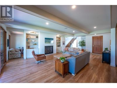 886 Lighthouse Landing, House other with 4 bedrooms, 4 bathrooms and 2 parking in Summerland BC | Image 3