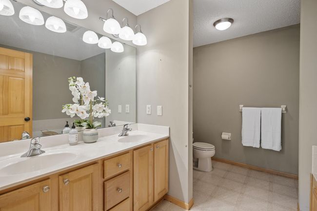 Owners private bath, with double sinks. | Image 22