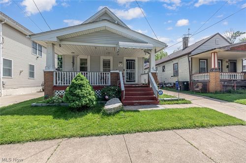 3201 W 54th St, Cleveland, OH, 44102-5758 | Card Image