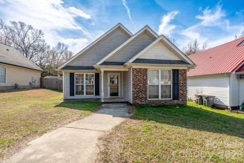 1105 S Walnut St, Kannapolis, NC, 28081-4145 | Card Image