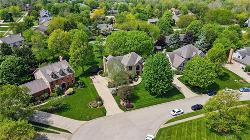 9517 Moorgate Ct, Washingtn Twp, OH, 45458-9597 | Card Image