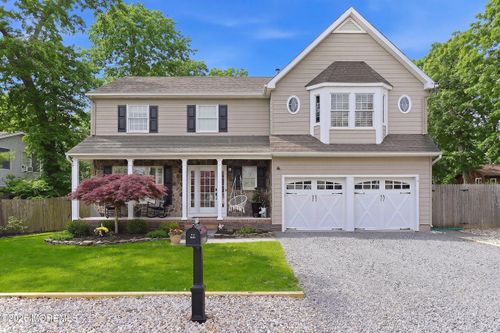 335 Iroquois Dr, Brick, NJ, 08724-4410 | Card Image