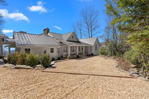 67 Sagee Dr, Highlands, NC, 28741-8602 | Card Image