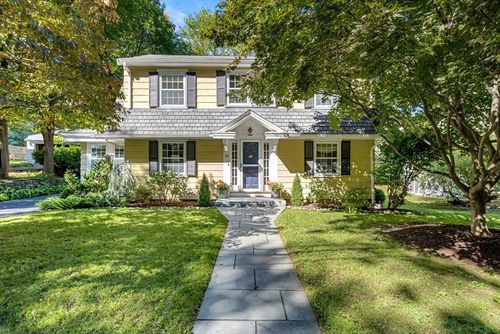 30 Ridge Rd, Milton, MA, 02186-2101 | Card Image