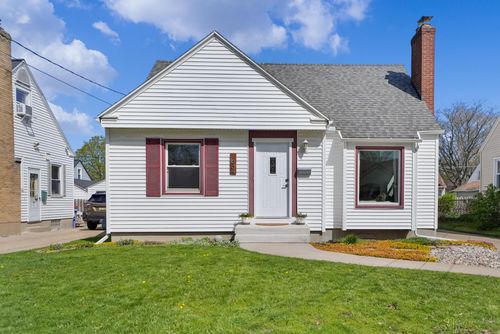 1664 Fremont Ave Nw, Grand Rapids, MI, 49504-2839 | Card Image