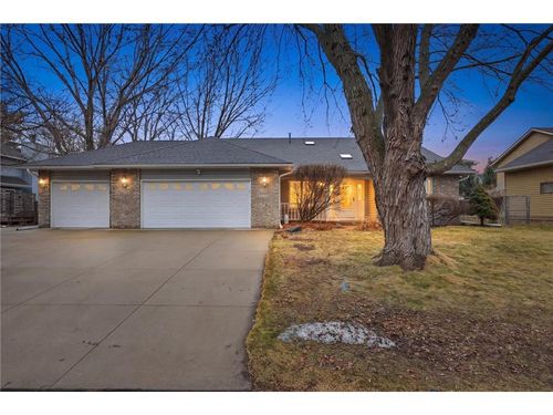 2938 Valento Ln, Little Canada, MN, 55117-1271 | Card Image