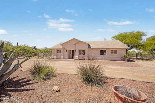 681 N Calle Rinconado, Vail, AZ, 85641 | Card Image