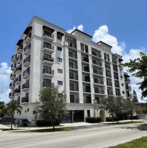 303-1801 Sw 32nd Ave, Miami, FL, 33145-2265 | Card Image