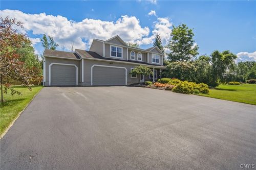 6244 Hessler Farm Path, Cicero, NY, 13039-7053 | Card Image
