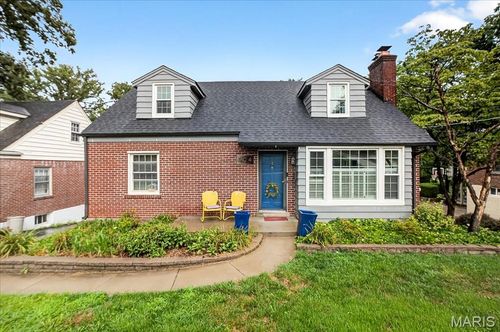 904 Liggett Ave, Saint Louis, MO, 63126-1138 | Card Image