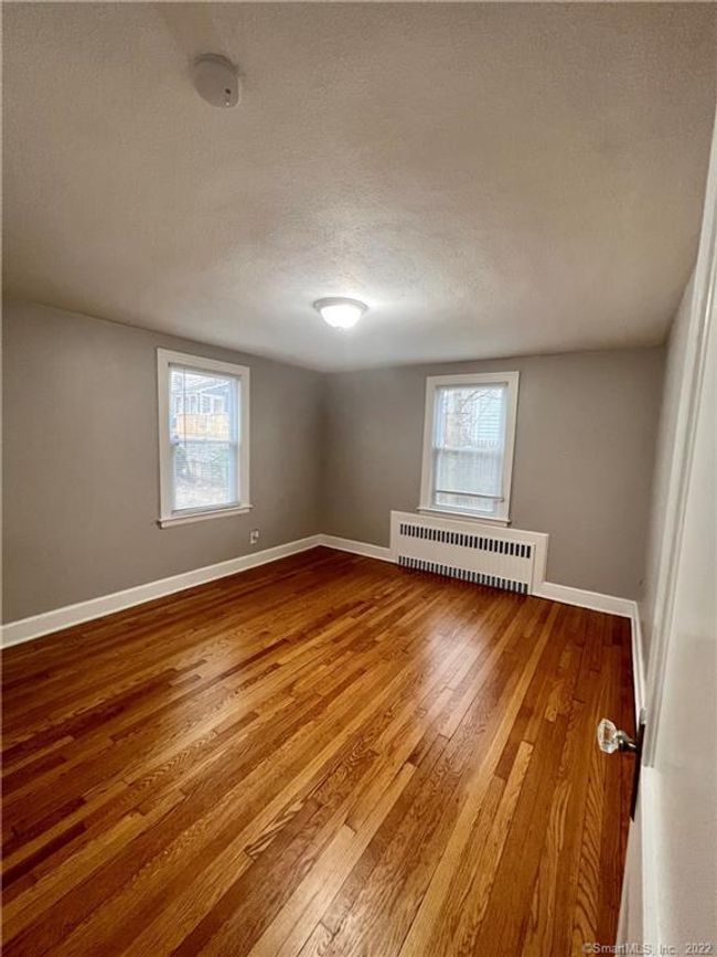 Main level bedroom | Image 8