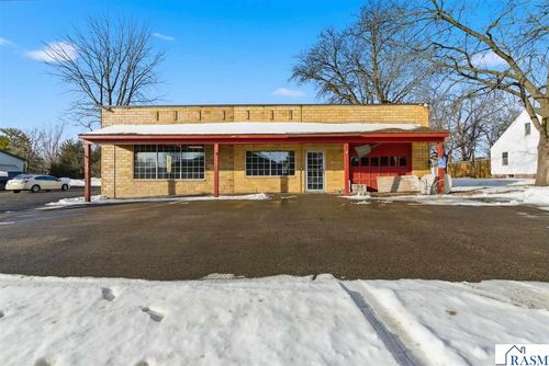 1101 State St N, Waseca, MN, 56093-2703 | Card Image