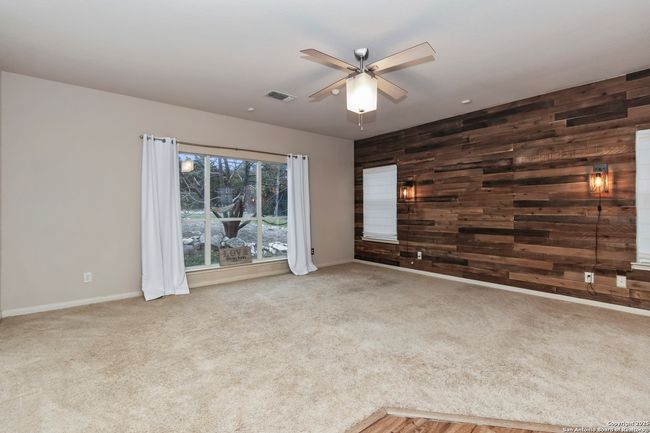 9223 Saucedo Dr, House other with 5 bedrooms, 4 bathrooms and null parking in Helotes TX | Image 11