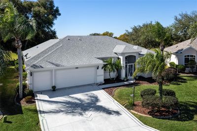 24301 Belle Mede Drive, House other with 2 bedrooms, 2 bathrooms and null parking in Leesburg FL | Image 3