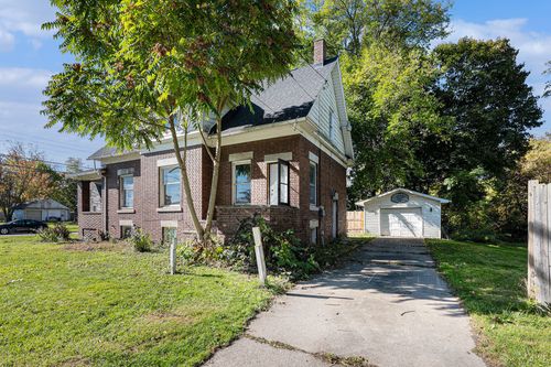 521 Birch St, Saginaw, MI, 48601-3203 | Card Image