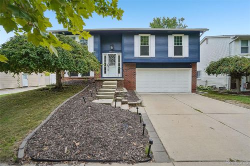 18923 Orleans Place, Woodhaven, MI, 48183 | Card Image