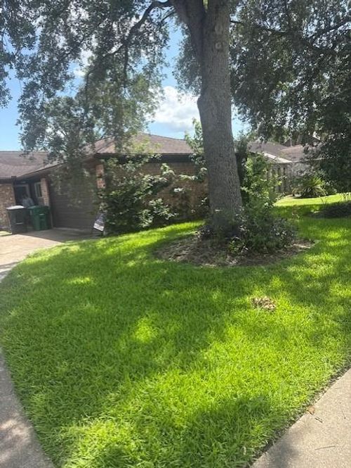 7955 Fawn Terrace Dr, Houston, TX, 77071-2720 | Card Image