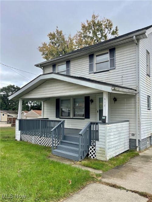 918 Silvercrest Ave, Akron, OH, 44314-2834 | Card Image
