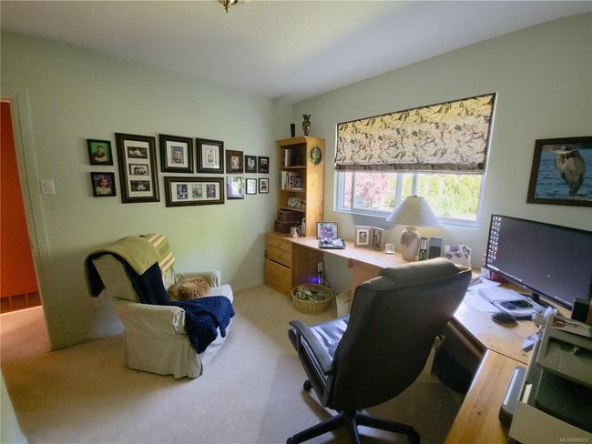 Office main floor | Image 19