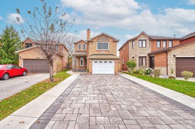 4602 Pemmican Trail, House other with 4 bedrooms, 4 bathrooms and 5 parking in Mississauga ON | Image 1