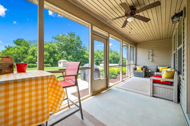 20 Boulder Dr, House other with 3 bedrooms, 3 bathrooms and 2 parking in Carlock IL | Image 35