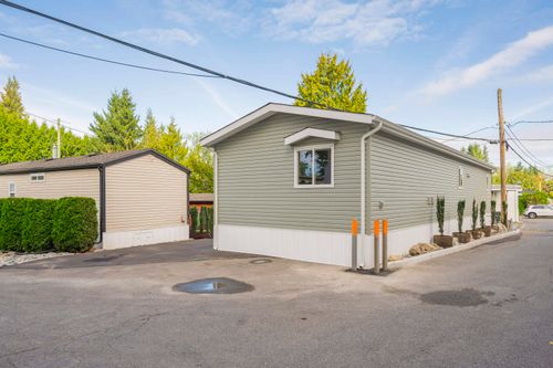 19-24330 Fraser Highway, Langley, BC, V2Z1N2 | Card Image