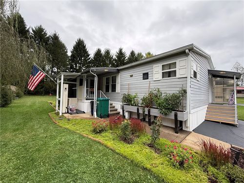 238 Kingston Lane, White Twp, PA, 15701 | Card Image