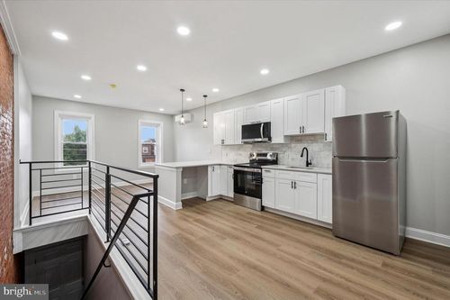 2-2917 N 7th St, PHILADELPHIA, PA, 19133-2402 | Card Image