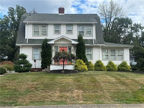 1926 Norwood Blvd, Zanesville, OH, 43701-2145 | Card Image